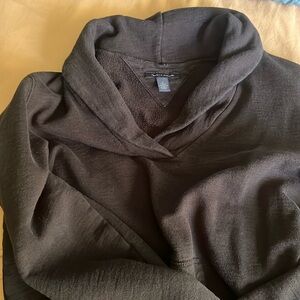 Black Sweatshirt